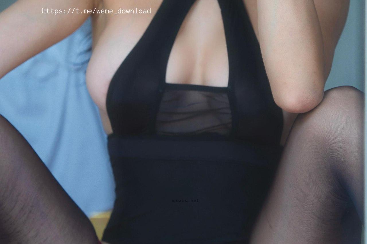 李嘉欣97 –  黑丝透明纱裙【18P】